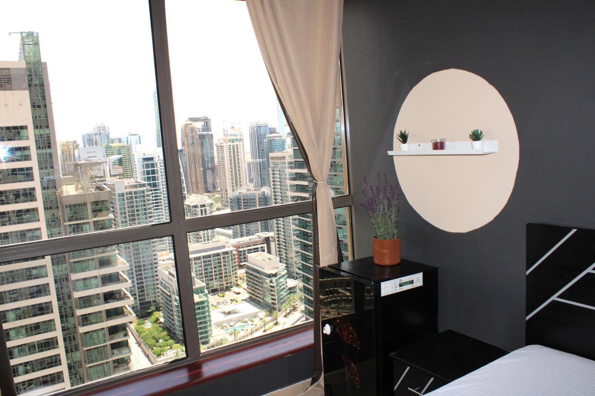 Urban Panda Skyview Homestay Jbr Dubái Exterior foto